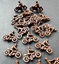 10 Realistic 2cm Vintage