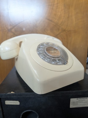 Vintage gpo 746 telephone - gpo,