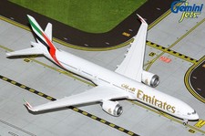 GJUAE2160W GeminiJets 777-9 1/400 Model A6-EZA Emirates Airlines Folded Wingtip
