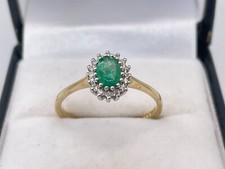 9ct Gold Hallmarked Emerald &