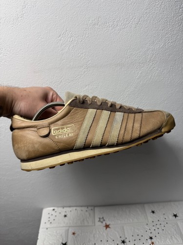 Adidas chile us10 uk9 5 - chile, 62