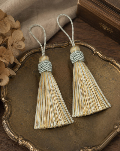 Decorative key tassels,vintage