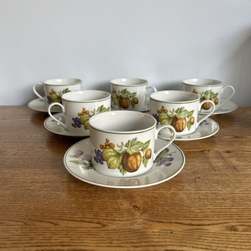 Royal norfolk fruit - fruit, cup