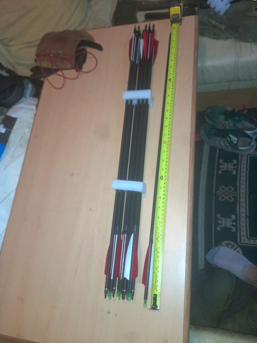 Carbon target arrows - carbon,