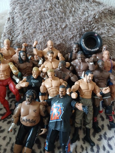 Wwe wrestling figures bundle - wwe,