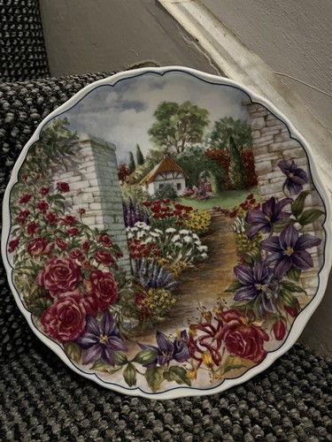 Royal albert bone china secret - albert,