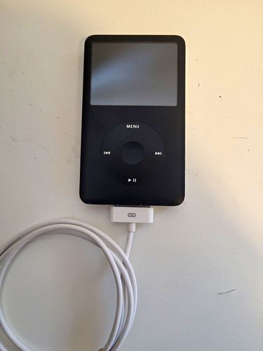 Apple ipod classic 80gb black - ipod,