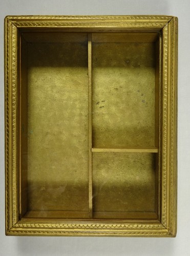 Vintage small wood cabinet - small,