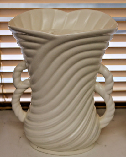 Vintage sylvac white - vintage, rope