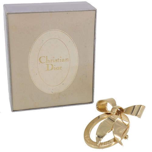 Christian dior logos oval bow - christian,