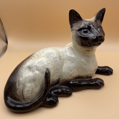 Beswick siamese cat - beswick,
