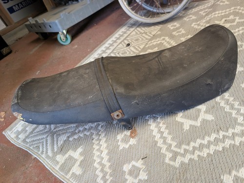 1989 honda ns125 - seat, oem