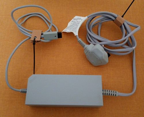Nintendo wii power supply - nintendo,