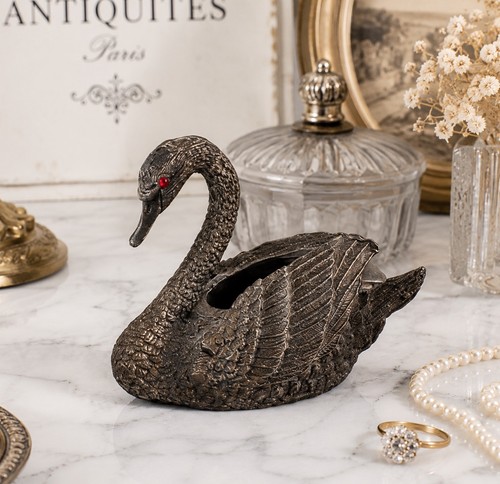Vintage metal swan trinket - swan,