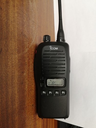 Icom f4gs uhf hand portable - uhf,