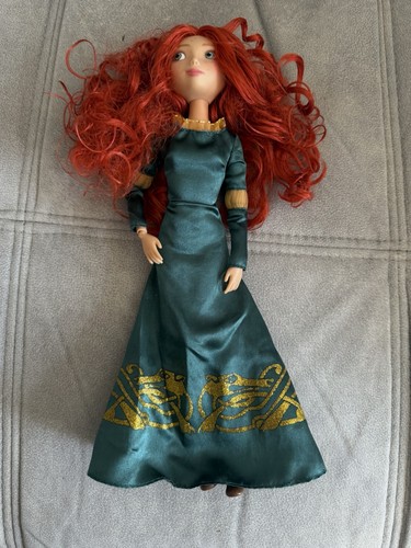 Disney store merida brave doll - store,