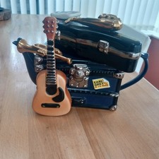 The Teapottery Novelty Teapot Band On Tour