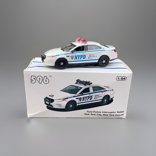 Ford police interceptor - 1:64,