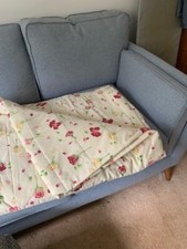 Double Duvet, 4 Pillow cases, Throw and Matching Curtains 