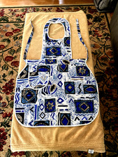 COLLECTIBLE NEW  VINTAGE 1950S ? BIB APRON - WITH POCKET-NO TAG-C-PICS