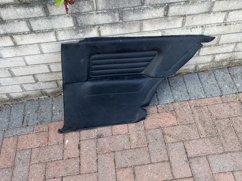 Bmw e30 coupe - door, card