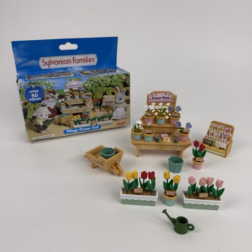 Sylvanian families village - families,