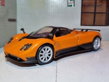 Pagani Zonda F C12 Orange Super Detailed Motormax 1:24 Diecast Scale Model Car