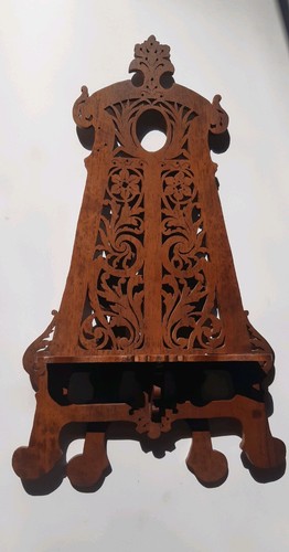 Beautiful intricate fretwork - beautiful,