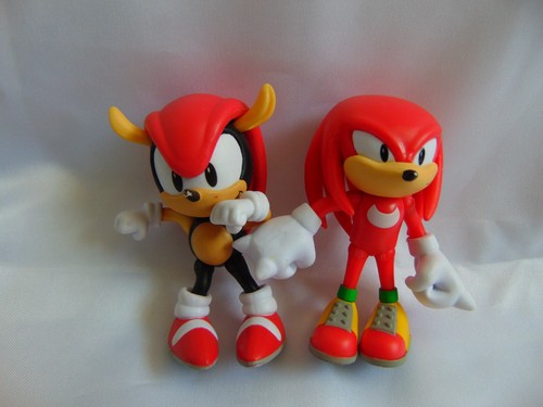 Mighty the armadillo - mighty,