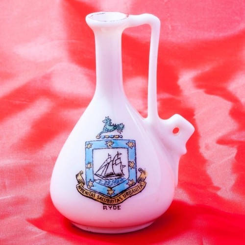 Corona crested china - corona,