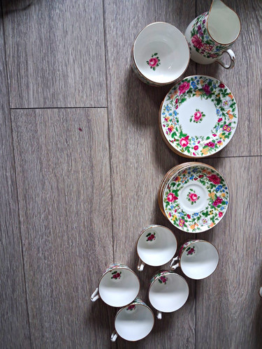 Crown staffordshire fine - fine, bone