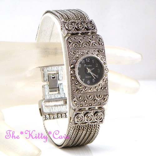 Silver black victorian deco - &,