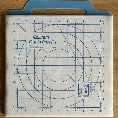 June tailor quilter - cut, 'n