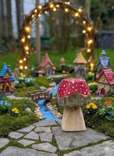 garden ornament mushroom