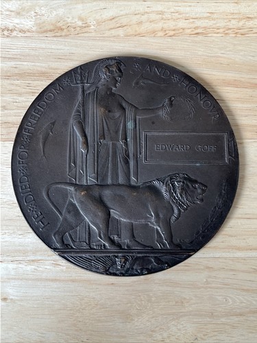 World war memorial plaque - war,