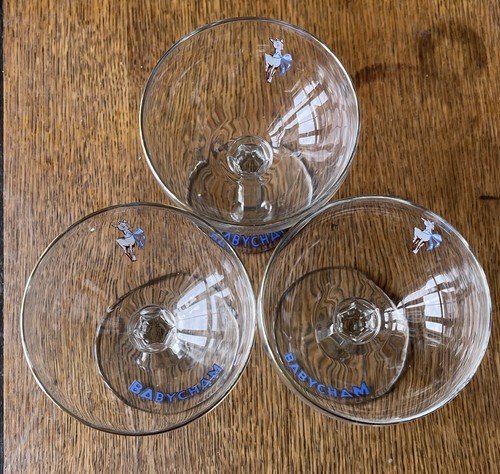 Babycham glasses with white - 3,