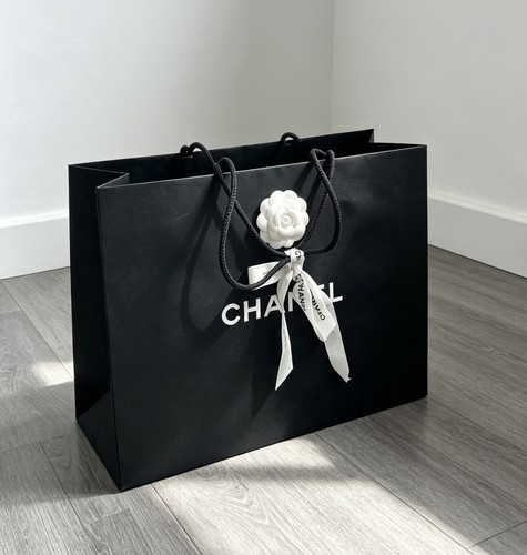 Chanel black paper gift bag - black,
