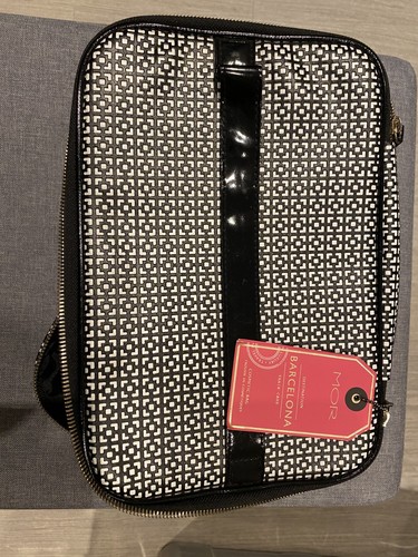 Mor cosmetic bag - mor, case