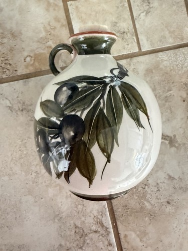 Vintage mravov greek pottery - vintage,