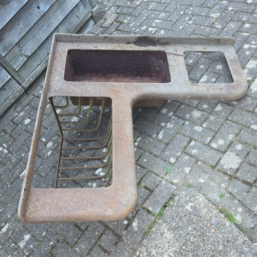 Vintage cast iron horse feeder