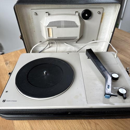 Pye suitcase record player - suitcase,
