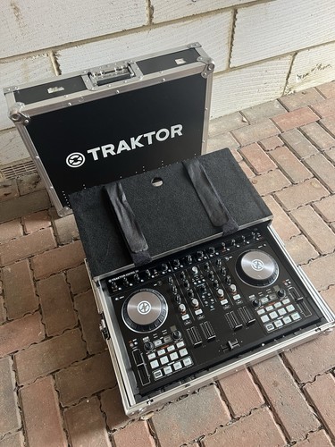 Traktor mk2 with - s4,