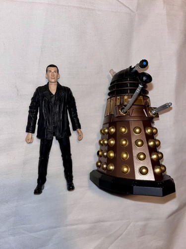 Doctor who figure - who,