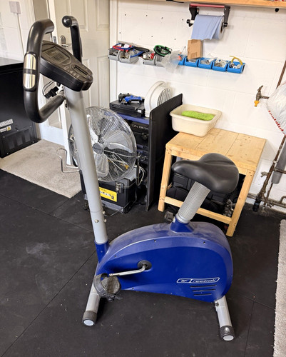 Reebok upright exercise bike - reebok,