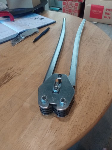 Manual strapping tool half - strapping,