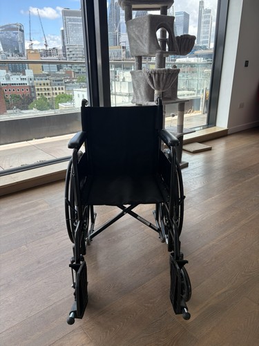 Self propelled wheelchair - self,