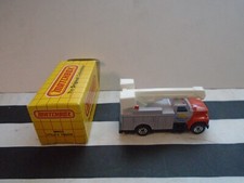 MATCHBOX SUPERFAST 1-75 MB33 UTILITY TRUCK MINT RARE IN USA CARD 80'S BOX