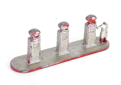 Matchbox esso petrol pumps - petrol,