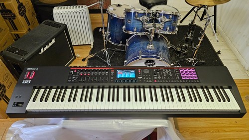 Roland fantom workstation - fantom-08,