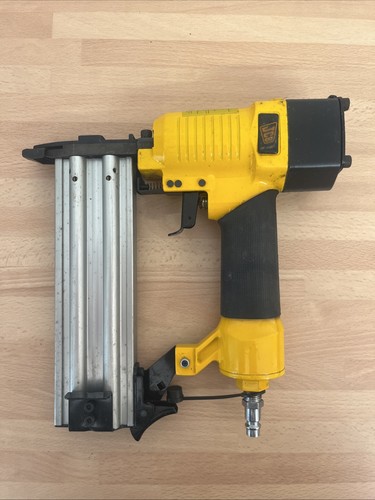 Jcb air nail - gun,